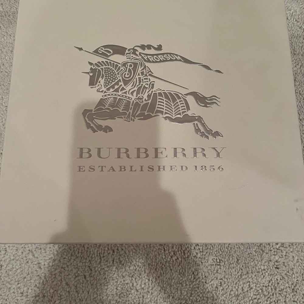 Burberry Wedges in Excellent Condition. Size 6.5 - Picture 6 of 8